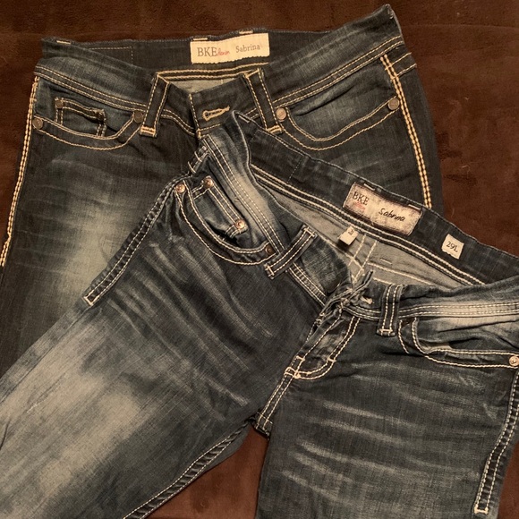 Two pairs of BKE Sabrina Jeans from Buckle - Picture 1 of 12